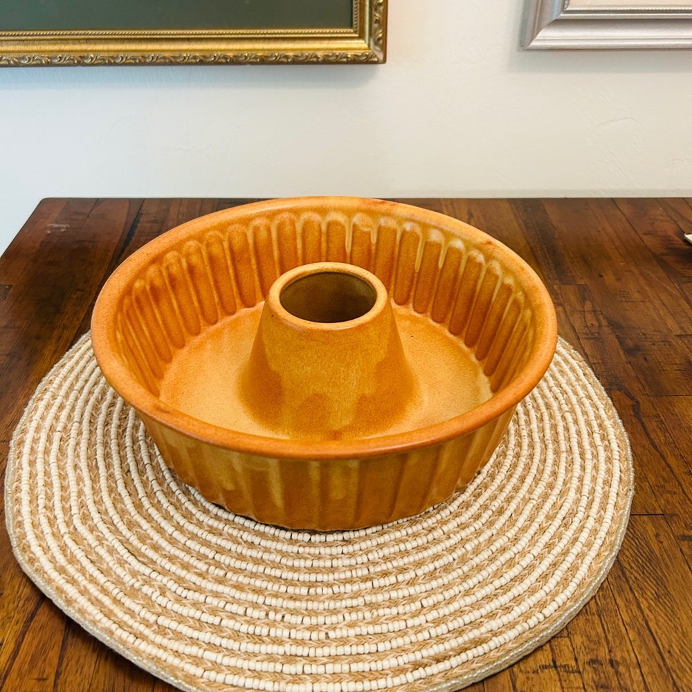 Italian Stoneware Bundt Pan in Rustic Orange